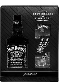 Jack Daniel Black 750ml Gift Set w/2 Spurs Glasses